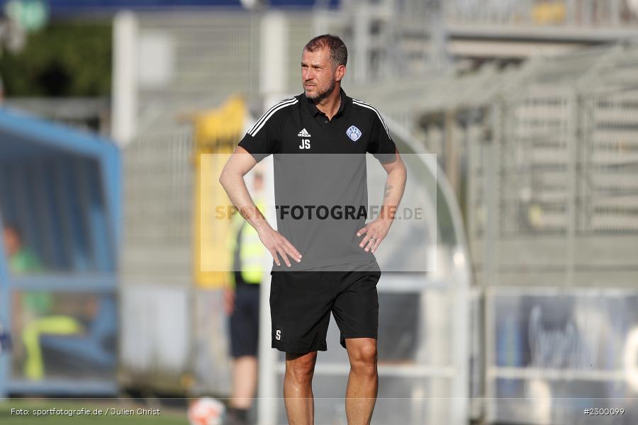 Trainer, Jochen Seitz, Stadion am Schoenbusch, Aschaffenburg, 23.07.2021, BFV, sport, action, Fussball, Deutschland, Juli 2021, Saison 2021/2022, TSV, SVA, Regionalliga Bayern, TSV Buchbach, SV Viktoria Aschaffenburg - Bild-ID: 2300099 Trainer, Jochen Seitz, Stadion am Schoenbusch, Aschaffenburg, 23.07.2021, BFV, sport, action, Fussball, Deutschland, Juli 2021, Saison 2021/2022, TSV, SVA, Regionalliga Bayern, TSV Buchbach, SV Viktoria Aschaffenburg - Bild-ID: 2300099
