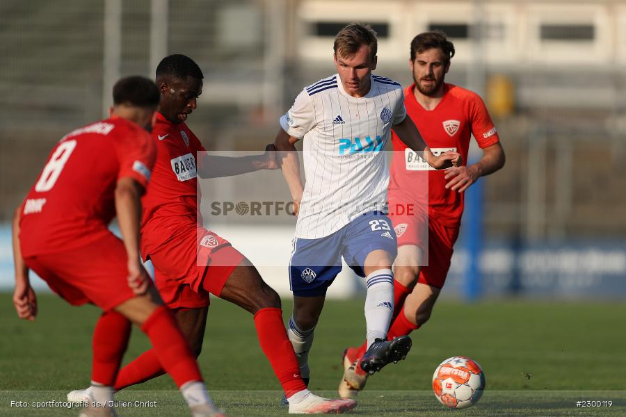 Tom Schulz, Stadion am Schoenbusch, Aschaffenburg, 23.07.2021, BFV, sport, action, Fussball, Deutschland, Juli 2021, Saison 2021/2022, TSV, SVA, Regionalliga Bayern, TSV Buchbach, SV Viktoria Aschaffenburg - Bild-ID: 2300119 Tom Schulz, Stadion am Schoenbusch, Aschaffenburg, 23.07.2021, BFV, sport, action, Fussball, Deutschland, Juli 2021, Saison 2021/2022, TSV, SVA, Regionalliga Bayern, TSV Buchbach, SV Viktoria Aschaffenburg - Bild-ID: 2300119