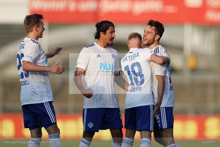 Freude, Torjubel, Elias Niesigk, Stadion am Schoenbusch, Aschaffenburg, 23.07.2021, BFV, sport, action, Fussball, Deutschland, Juli 2021, Saison 2021/2022, TSV, SVA, Regionalliga Bayern, TSV Buchbach, SV Viktoria Aschaffenburg - Bild-ID: 2300121 Freude, Torjubel, Elias Niesigk, Stadion am Schoenbusch, Aschaffenburg, 23.07.2021, BFV, sport, action, Fussball, Deutschland, Juli 2021, Saison 2021/2022, TSV, SVA, Regionalliga Bayern, TSV Buchbach, SV Viktoria Aschaffenburg - Bild-ID: 2300121