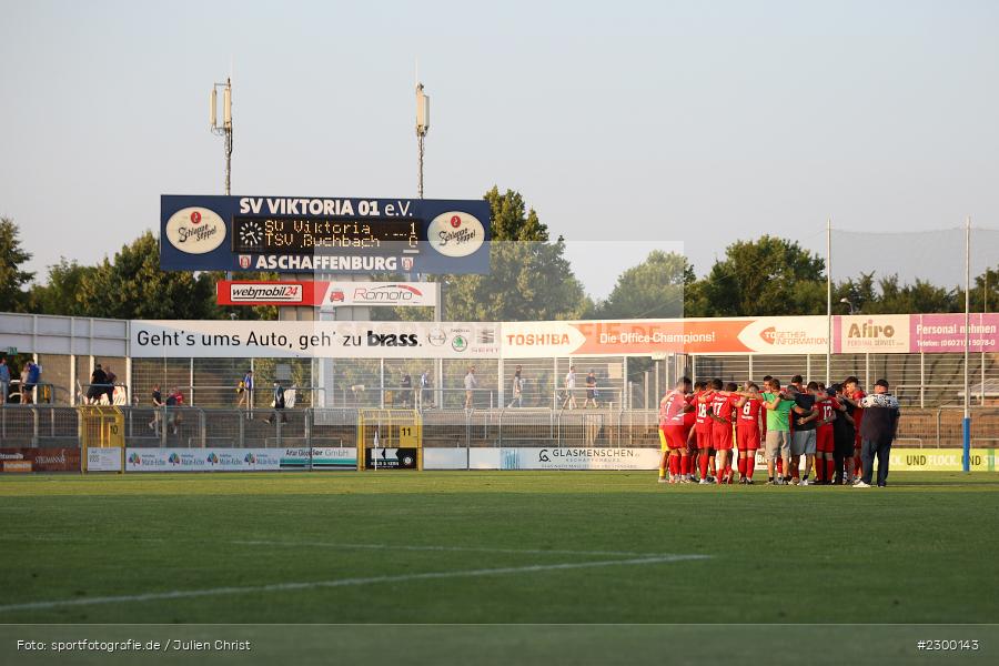Niederlage, Mannschaftskreis, Stadion am Schoenbusch, Aschaffenburg, 23.07.2021, BFV, sport, action, Fussball, Deutschland, Juli 2021, Saison 2021/2022, TSV, SVA, Regionalliga Bayern, TSV Buchbach, SV Viktoria Aschaffenburg - Bild-ID: 2300143