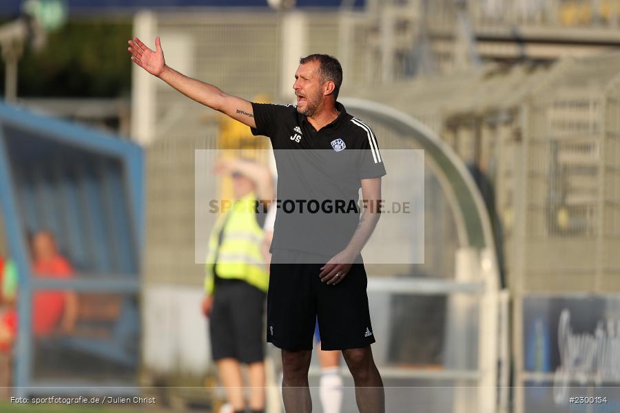 Hände, Arme, gestikuliert, Jochen Seitz, Stadion am Schoenbusch, Aschaffenburg, 23.07.2021, BFV, sport, action, Fussball, Deutschland, Juli 2021, Saison 2021/2022, TSV, SVA, Regionalliga Bayern, TSV Buchbach, SV Viktoria Aschaffenburg - Bild-ID: 2300154 Hände, Arme, gestikuliert, Jochen Seitz, Stadion am Schoenbusch, Aschaffenburg, 23.07.2021, BFV, sport, action, Fussball, Deutschland, Juli 2021, Saison 2021/2022, TSV, SVA, Regionalliga Bayern, TSV Buchbach, SV Viktoria Aschaffenburg - Bild-ID: 2300154