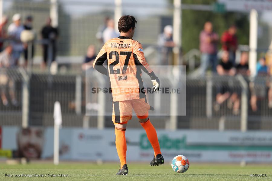 Backside, Rückennummer, Max Grün, Stadion am Schoenbusch, Aschaffenburg, 23.07.2021, BFV, sport, action, Fussball, Deutschland, Juli 2021, Saison 2021/2022, TSV, SVA, Regionalliga Bayern, TSV Buchbach, SV Viktoria Aschaffenburg - Bild-ID: 2300178