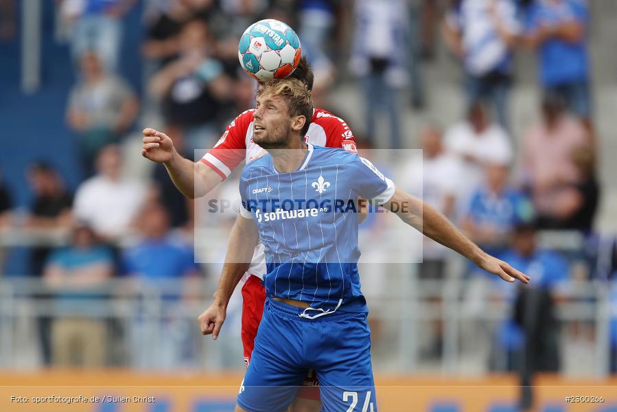Lasse Sobiech, Merck-Stadion, Darmstadt, 24.07.2021, DFL, sport, action, Fussball, Deutschland, Juli 2021, Saison 2021/2022, SSV, SVD, Bundesliga, 2. Bundesliga, SSV Jahn Regensburg, SV Darmstadt 98 - Bild-ID: 2300266 Lasse Sobiech, Merck-Stadion, Darmstadt, 24.07.2021, DFL, sport, action, Fussball, Deutschland, Juli 2021, Saison 2021/2022, SSV, SVD, Bundesliga, 2. Bundesliga, SSV Jahn Regensburg, SV Darmstadt 98 - Bild-ID: 2300266