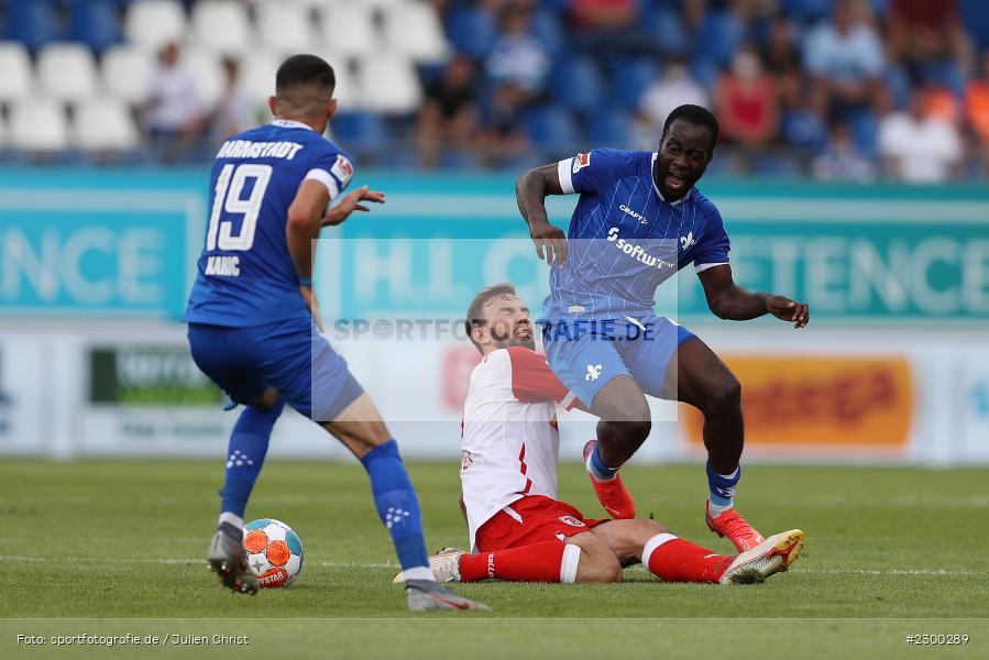 Erich Berko, Merck-Stadion, Darmstadt, 24.07.2021, DFL, sport, action, Fussball, Deutschland, Juli 2021, Saison 2021/2022, SSV, SVD, Bundesliga, 2. Bundesliga, SSV Jahn Regensburg, SV Darmstadt 98 - Bild-ID: 2300289