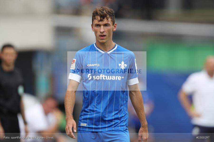 Benjamin Goller, Merck-Stadion, Darmstadt, 24.07.2021, DFL, sport, action, Fussball, Deutschland, Juli 2021, Saison 2021/2022, SSV, SVD, Bundesliga, 2. Bundesliga, SSV Jahn Regensburg, SV Darmstadt 98 - Bild-ID: 2300297 Benjamin Goller, Merck-Stadion, Darmstadt, 24.07.2021, DFL, sport, action, Fussball, Deutschland, Juli 2021, Saison 2021/2022, SSV, SVD, Bundesliga, 2. Bundesliga, SSV Jahn Regensburg, SV Darmstadt 98 - Bild-ID: 2300297