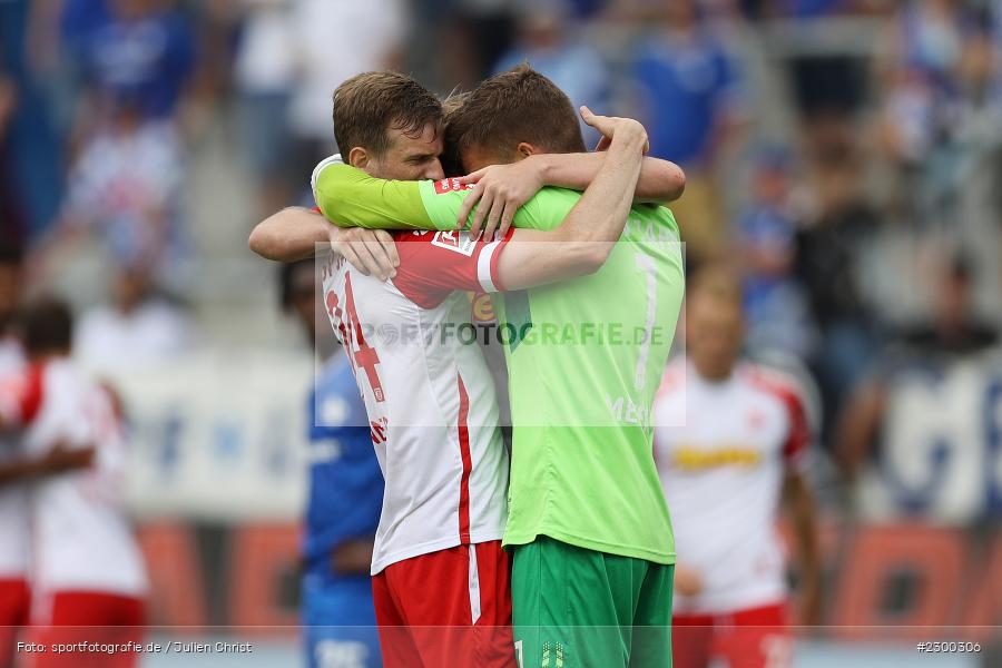 Emotionen, Jubeln, Sieg, Scott Kennedy, Merck-Stadion, Darmstadt, 24.07.2021, DFL, sport, action, Fussball, Deutschland, Juli 2021, Saison 2021/2022, SSV, SVD, Bundesliga, 2. Bundesliga, SSV Jahn Regensburg, SV Darmstadt 98 - Bild-ID: 2300306