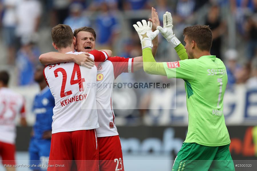Emotionen, Jubeln, Sieg, Scott Kennedy, Merck-Stadion, Darmstadt, 24.07.2021, DFL, sport, action, Fussball, Deutschland, Juli 2021, Saison 2021/2022, SSV, SVD, Bundesliga, 2. Bundesliga, SSV Jahn Regensburg, SV Darmstadt 98 - Bild-ID: 2300320