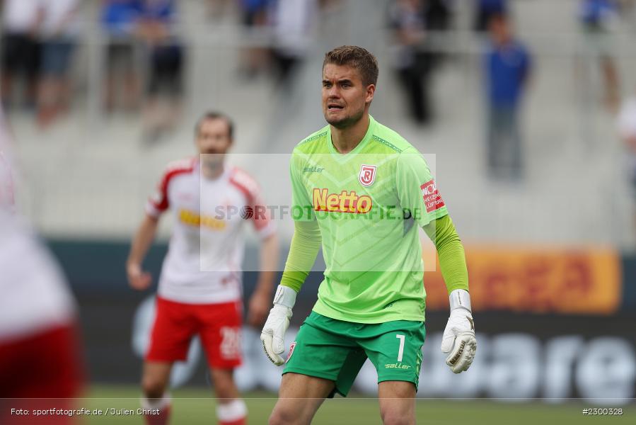 Alexander Meyer, Merck-Stadion, Darmstadt, 24.07.2021, DFL, sport, action, Fussball, Deutschland, Juli 2021, Saison 2021/2022, SSV, SVD, Bundesliga, 2. Bundesliga, SSV Jahn Regensburg, SV Darmstadt 98 - Bild-ID: 2300328