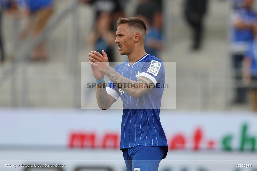 Gestik, Phillip Tietz, Merck-Stadion, Darmstadt, 24.07.2021, DFL, sport, action, Fussball, Deutschland, Juli 2021, Saison 2021/2022, SSV, SVD, Bundesliga, 2. Bundesliga, SSV Jahn Regensburg, SV Darmstadt 98 - Bild-ID: 2300338