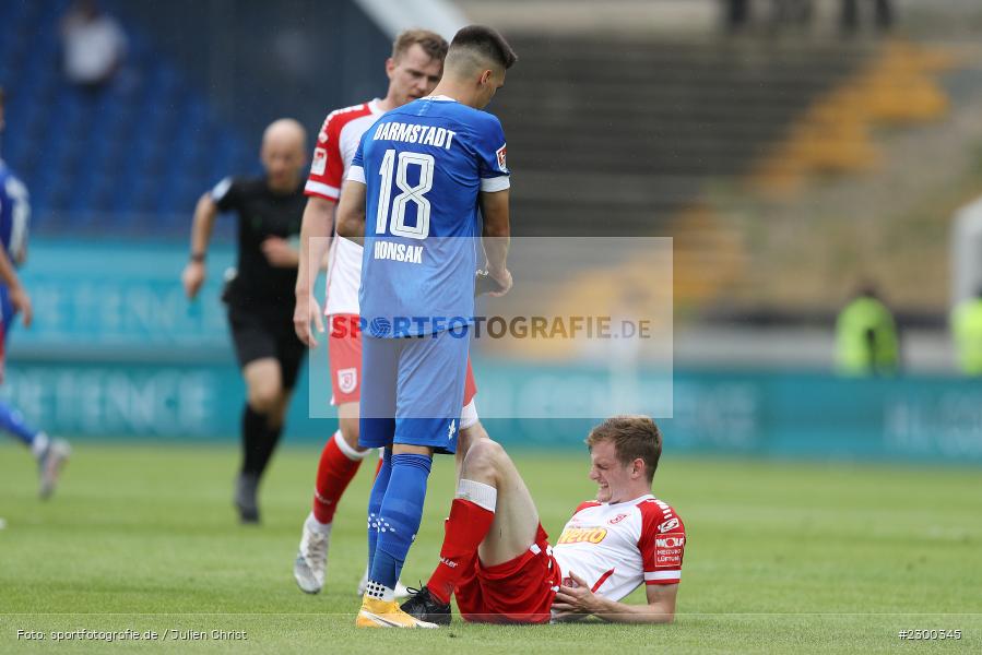 Krampf, Scott Kennedy, Merck-Stadion, Darmstadt, 24.07.2021, DFL, sport, action, Fussball, Deutschland, Juli 2021, Saison 2021/2022, SSV, SVD, Bundesliga, 2. Bundesliga, SSV Jahn Regensburg, SV Darmstadt 98 - Bild-ID: 2300345