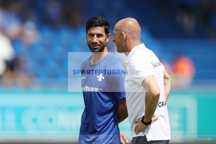 Torsten Lieberknecht, Ovid Hajou, Merck-Stadion, Darmstadt, 24.07.2021, DFL, sport, action, Fussball, Deutschland, Juli 2021, Saison 2021/2022, SSV, SVD, Bundesliga, 2. Bundesliga, SSV Jahn Regensburg, SV Darmstadt 98 - Bild-ID: 2300388