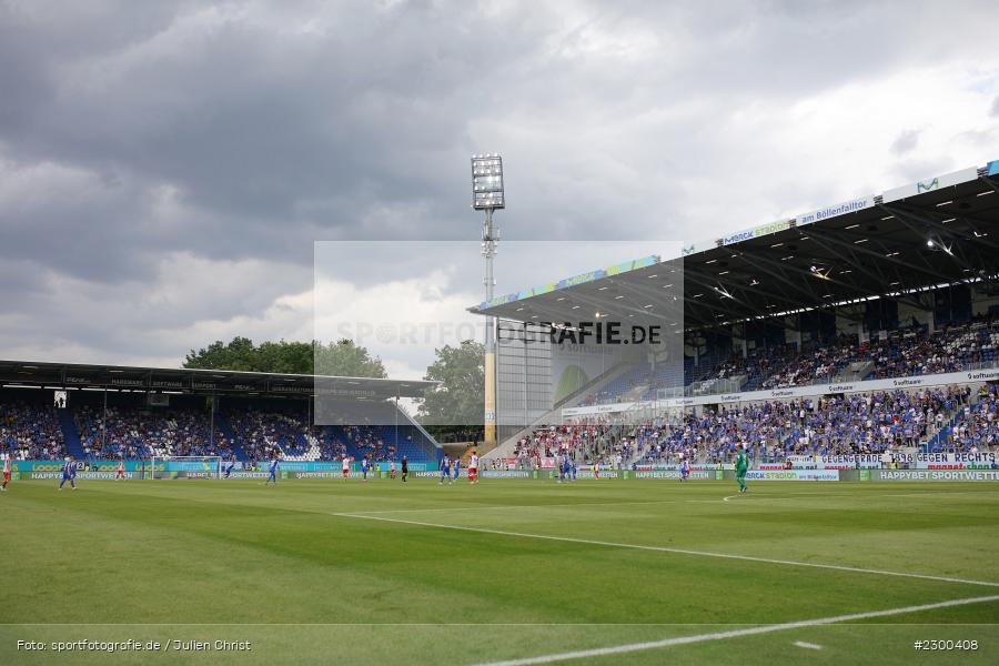 Spielszene, Merck-Stadion, Darmstadt, 24.07.2021, DFL, sport, action, Fussball, Deutschland, Juli 2021, Saison 2021/2022, SSV, SVD, Bundesliga, 2. Bundesliga, SSV Jahn Regensburg, SV Darmstadt 98 - Bild-ID: 2300408