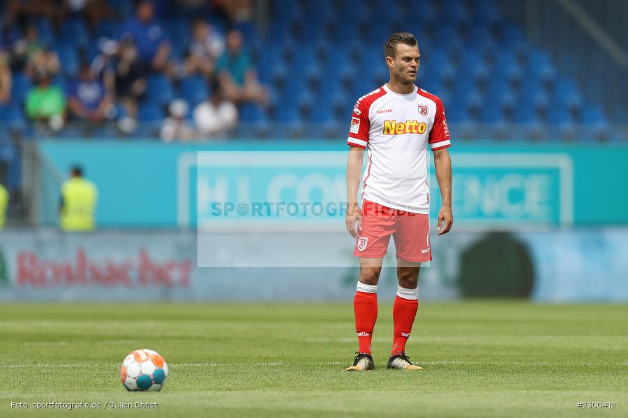 Benedikt Saller, Merck-Stadion, Darmstadt, 24.07.2021, DFL, sport, action, Fussball, Deutschland, Juli 2021, Saison 2021/2022, SSV, SVD, Bundesliga, 2. Bundesliga, SSV Jahn Regensburg, SV Darmstadt 98 - Bild-ID: 2300412 Benedikt Saller, Merck-Stadion, Darmstadt, 24.07.2021, DFL, sport, action, Fussball, Deutschland, Juli 2021, Saison 2021/2022, SSV, SVD, Bundesliga, 2. Bundesliga, SSV Jahn Regensburg, SV Darmstadt 98 - Bild-ID: 2300412