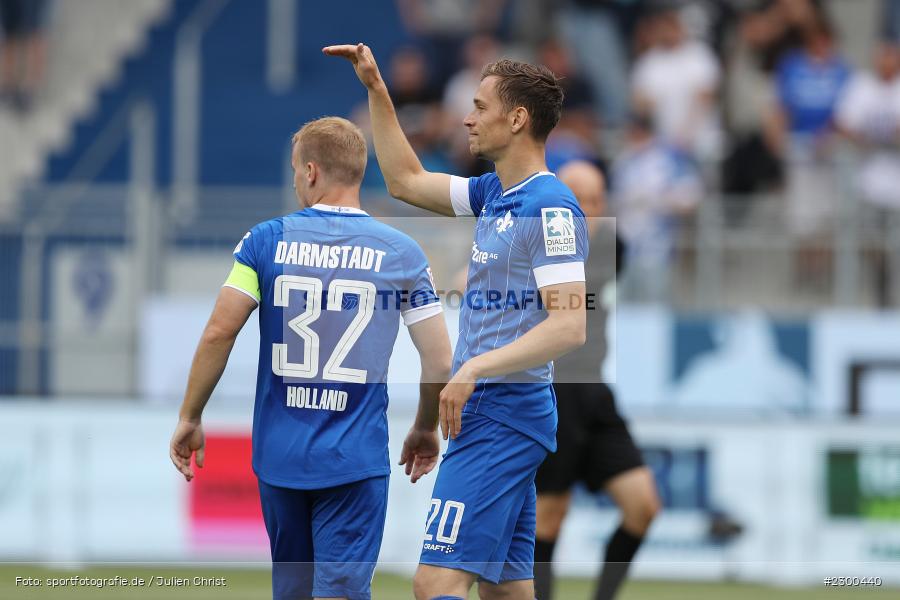 Jannik Müller, Merck-Stadion, Darmstadt, 24.07.2021, DFL, sport, action, Fussball, Deutschland, Juli 2021, Saison 2021/2022, SSV, SVD, Bundesliga, 2. Bundesliga, SSV Jahn Regensburg, SV Darmstadt 98 - Bild-ID: 2300440 Jannik Müller, Merck-Stadion, Darmstadt, 24.07.2021, DFL, sport, action, Fussball, Deutschland, Juli 2021, Saison 2021/2022, SSV, SVD, Bundesliga, 2. Bundesliga, SSV Jahn Regensburg, SV Darmstadt 98 - Bild-ID: 2300440