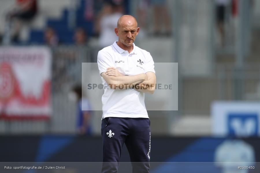 Torsten Lieberknecht, Merck-Stadion, Darmstadt, 24.07.2021, DFL, sport, action, Fussball, Deutschland, Juli 2021, Saison 2021/2022, SSV, SVD, Bundesliga, 2. Bundesliga, SSV Jahn Regensburg, SV Darmstadt 98 - Bild-ID: 2300450 Torsten Lieberknecht, Merck-Stadion, Darmstadt, 24.07.2021, DFL, sport, action, Fussball, Deutschland, Juli 2021, Saison 2021/2022, SSV, SVD, Bundesliga, 2. Bundesliga, SSV Jahn Regensburg, SV Darmstadt 98 - Bild-ID: 2300450