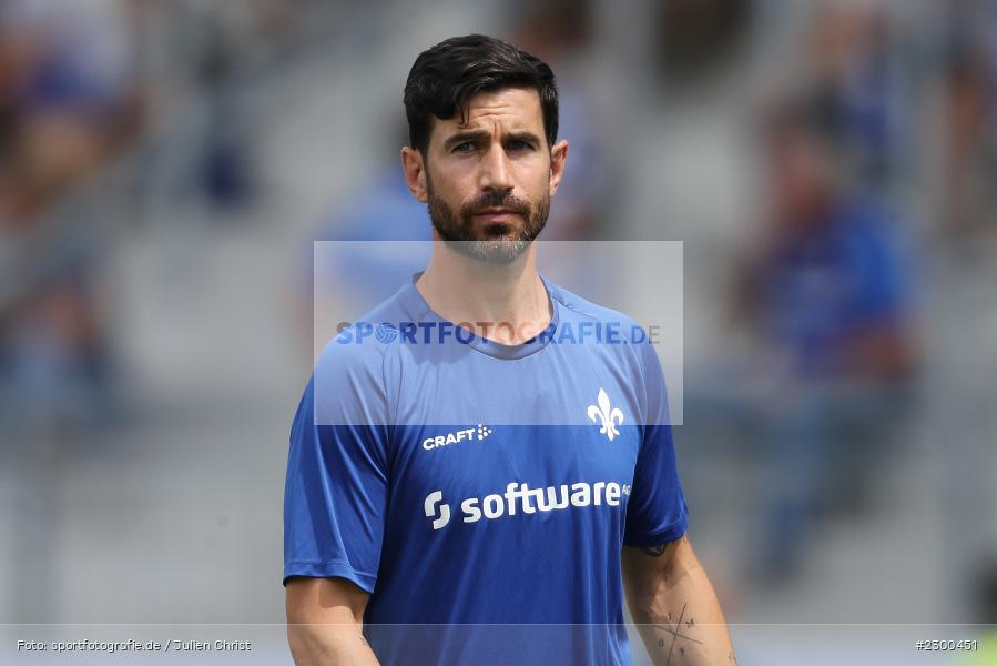 Co-Trainer, Ovid Hajou, Merck-Stadion, Darmstadt, 24.07.2021, DFL, sport, action, Fussball, Deutschland, Juli 2021, Saison 2021/2022, SSV, SVD, Bundesliga, 2. Bundesliga, SSV Jahn Regensburg, SV Darmstadt 98 - Bild-ID: 2300451