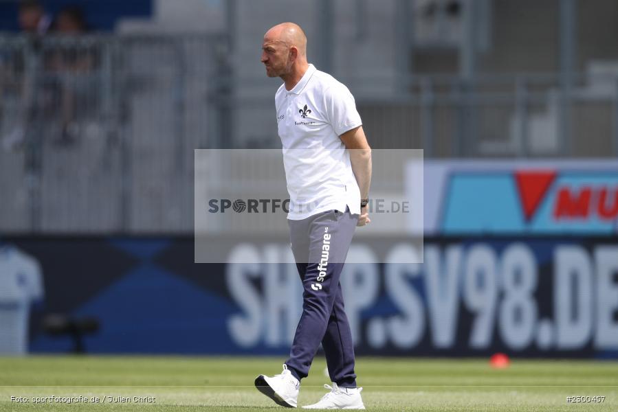 Torsten Lieberknecht, Merck-Stadion, Darmstadt, 24.07.2021, DFL, sport, action, Fussball, Deutschland, Juli 2021, Saison 2021/2022, SSV, SVD, Bundesliga, 2. Bundesliga, SSV Jahn Regensburg, SV Darmstadt 98 - Bild-ID: 2300457 Torsten Lieberknecht, Merck-Stadion, Darmstadt, 24.07.2021, DFL, sport, action, Fussball, Deutschland, Juli 2021, Saison 2021/2022, SSV, SVD, Bundesliga, 2. Bundesliga, SSV Jahn Regensburg, SV Darmstadt 98 - Bild-ID: 2300457