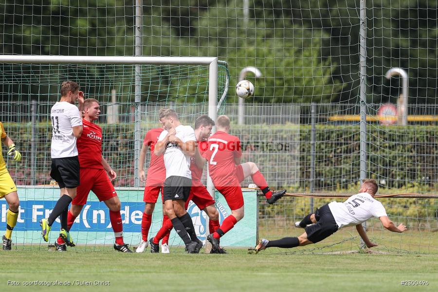 Manuel Krämer, sport, action, Sportplatz Duivenallee, Saison 2021/2022, Juli 2021, Gemünden, Fussball, FVGS, FV Gemünden/Seifriedsburg, FCM, FC Mömlingen, Deutschland, Bezirksliga Unterfranken West, BFV, 25.07.2021 - Bild-ID: 2300496