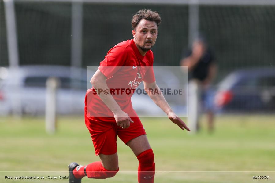 Jens Fromm, sport, action, Sportplatz Duivenallee, Saison 2021/2022, Juli 2021, Gemünden, Fussball, FVGS, FV Gemünden/Seifriedsburg, FCM, FC Mömlingen, Deutschland, Bezirksliga Unterfranken West, BFV, 25.07.2021 - Bild-ID: 2300501