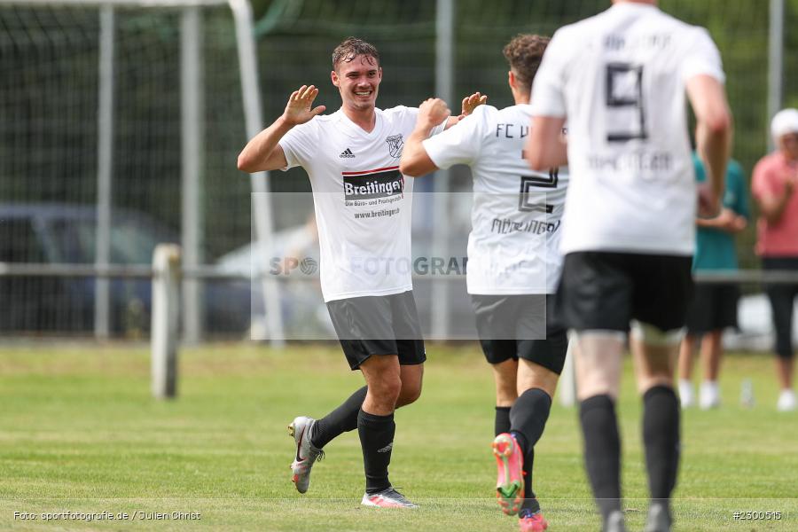 Torjubel, Luca Kupski, sport, action, Sportplatz Duivenallee, Saison 2021/2022, Juli 2021, Gemünden, Fussball, FVGS, FV Gemünden/Seifriedsburg, FCM, FC Mömlingen, Deutschland, Bezirksliga Unterfranken West, BFV, 25.07.2021 - Bild-ID: 2300515