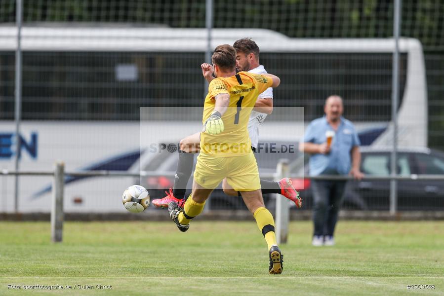 Philipp Ködel, Tobias Bystrek, sport, action, Sportplatz Duivenallee, Saison 2021/2022, Juli 2021, Gemünden, Fussball, FVGS, FV Gemünden/Seifriedsburg, FCM, FC Mömlingen, Deutschland, Bezirksliga Unterfranken West, BFV, 25.07.2021 - Bild-ID: 2300528