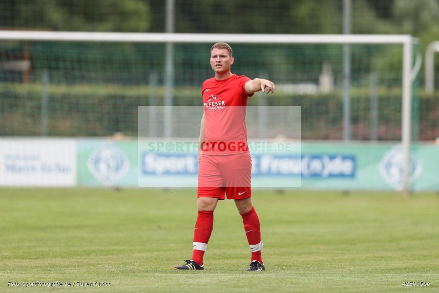 Julian Ködel, sport, action, Sportplatz Duivenallee, Saison 2021/2022, Juli 2021, Gemünden, Fussball, FVGS, FV Gemünden/Seifriedsburg, FCM, FC Mömlingen, Deutschland, Bezirksliga Unterfranken West, BFV, 25.07.2021 - Bild-ID: 2300566