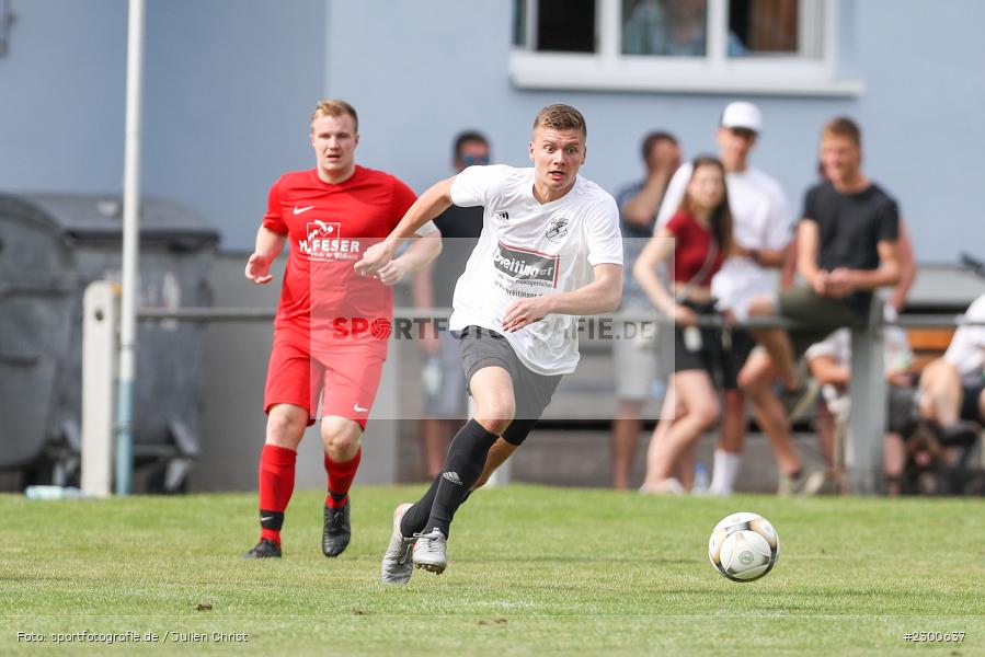 Louis Matko, sport, action, Sportplatz Duivenallee, Saison 2021/2022, Juli 2021, Gemünden, Fussball, FVGS, FV Gemünden/Seifriedsburg, FCM, FC Mömlingen, Deutschland, Bezirksliga Unterfranken West, BFV, 25.07.2021 - Bild-ID: 2300637