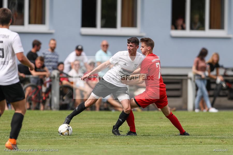 Jonas Schmitt, Philipp Meyer, sport, action, Sportplatz Duivenallee, Saison 2021/2022, Juli 2021, Gemünden, Fussball, FVGS, FV Gemünden/Seifriedsburg, FCM, FC Mömlingen, Deutschland, Bezirksliga Unterfranken West, BFV, 25.07.2021 - Bild-ID: 2300647