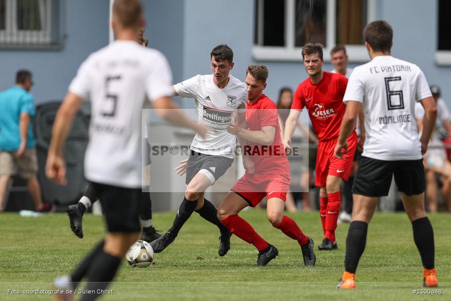 Jonas Schmitt, Philipp Meyer, sport, action, Sportplatz Duivenallee, Saison 2021/2022, Juli 2021, Gemünden, Fussball, FVGS, FV Gemünden/Seifriedsburg, FCM, FC Mömlingen, Deutschland, Bezirksliga Unterfranken West, BFV, 25.07.2021 - Bild-ID: 2300648