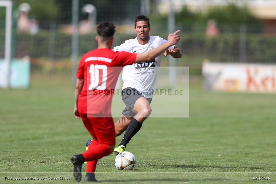 Bastian Koch, sport, action, Sportplatz Duivenallee, Saison 2021/2022, Juli 2021, Gemünden, Fussball, FVGS, FV Gemünden/Seifriedsburg, FCM, FC Mömlingen, Deutschland, Bezirksliga Unterfranken West, BFV, 25.07.2021 - Bild-ID: 2300689