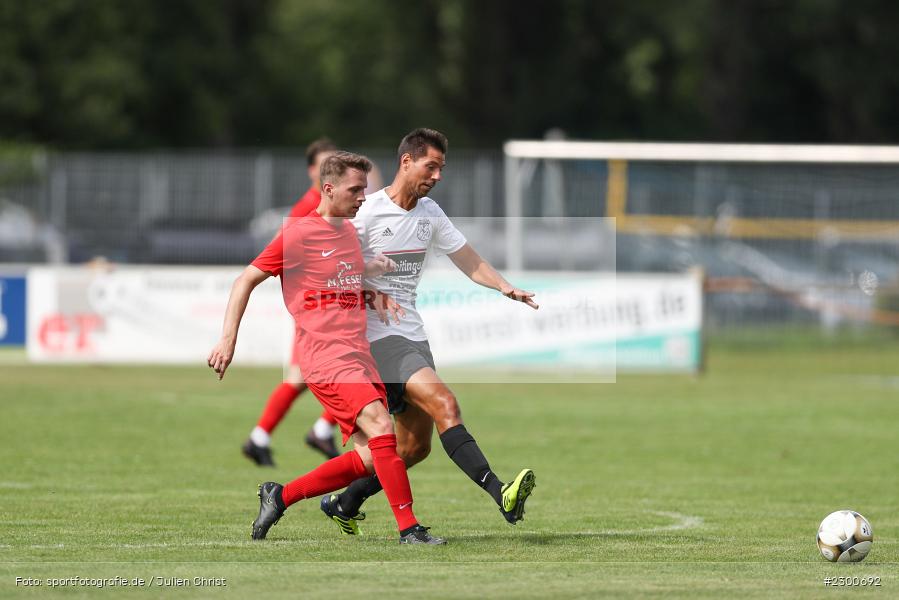 Jonas Schmitt, sport, action, Sportplatz Duivenallee, Saison 2021/2022, Juli 2021, Gemünden, Fussball, FVGS, FV Gemünden/Seifriedsburg, FCM, FC Mömlingen, Deutschland, Bezirksliga Unterfranken West, BFV, 25.07.2021 - Bild-ID: 2300692