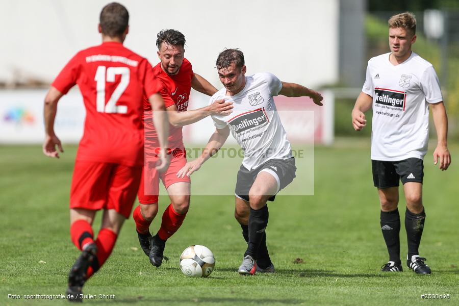 Robert Erfurt, sport, action, Sportplatz Duivenallee, Saison 2021/2022, Juli 2021, Gemünden, Fussball, FVGS, FV Gemünden/Seifriedsburg, FCM, FC Mömlingen, Deutschland, Bezirksliga Unterfranken West, BFV, 25.07.2021 - Bild-ID: 2300695