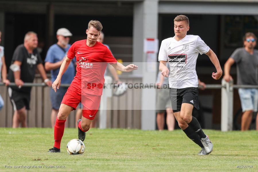 Jonas Schmitt, sport, action, Sportplatz Duivenallee, Saison 2021/2022, Juli 2021, Gemünden, Fussball, FVGS, FV Gemünden/Seifriedsburg, FCM, FC Mömlingen, Deutschland, Bezirksliga Unterfranken West, BFV, 25.07.2021 - Bild-ID: 2300709
