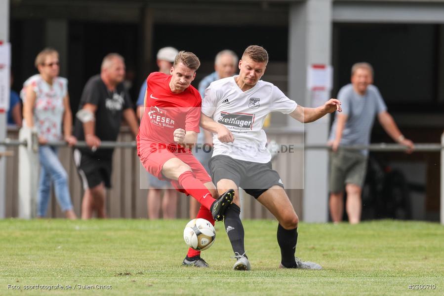 Jonas Schmitt, sport, action, Sportplatz Duivenallee, Saison 2021/2022, Juli 2021, Gemünden, Fussball, FVGS, FV Gemünden/Seifriedsburg, FCM, FC Mömlingen, Deutschland, Bezirksliga Unterfranken West, BFV, 25.07.2021 - Bild-ID: 2300710
