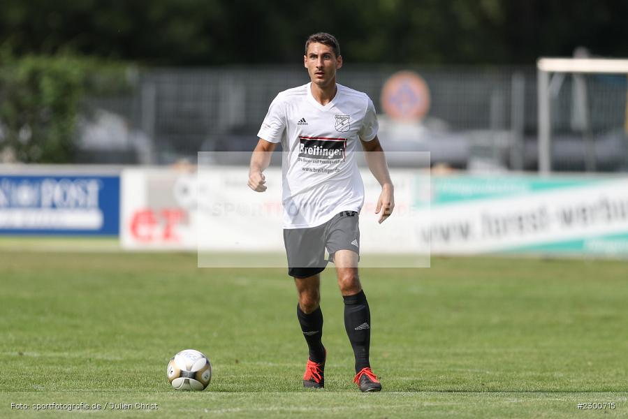 Dennis Müßig, sport, action, Sportplatz Duivenallee, Saison 2021/2022, Juli 2021, Gemünden, Fussball, FVGS, FV Gemünden/Seifriedsburg, FCM, FC Mömlingen, Deutschland, Bezirksliga Unterfranken West, BFV, 25.07.2021 - Bild-ID: 2300715