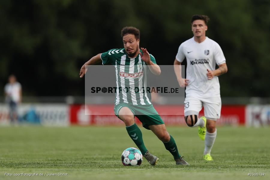 Benjamin Kaufmann, Sportgelände, Karlburg, 27.07.2021, BFV, sport, action, Fussball, Deutschland, Juli 2021, Saison 2021/2022, Grabfeldgallier, TSV, Bayernliga Nord, TSV Großbardorf, TSV Karlburg - Bild-ID: 2300739 Benjamin Kaufmann, Sportgelände, Karlburg, 27.07.2021, BFV, sport, action, Fussball, Deutschland, Juli 2021, Saison 2021/2022, Grabfeldgallier, TSV, Bayernliga Nord, TSV Großbardorf, TSV Karlburg - Bild-ID: 2300739