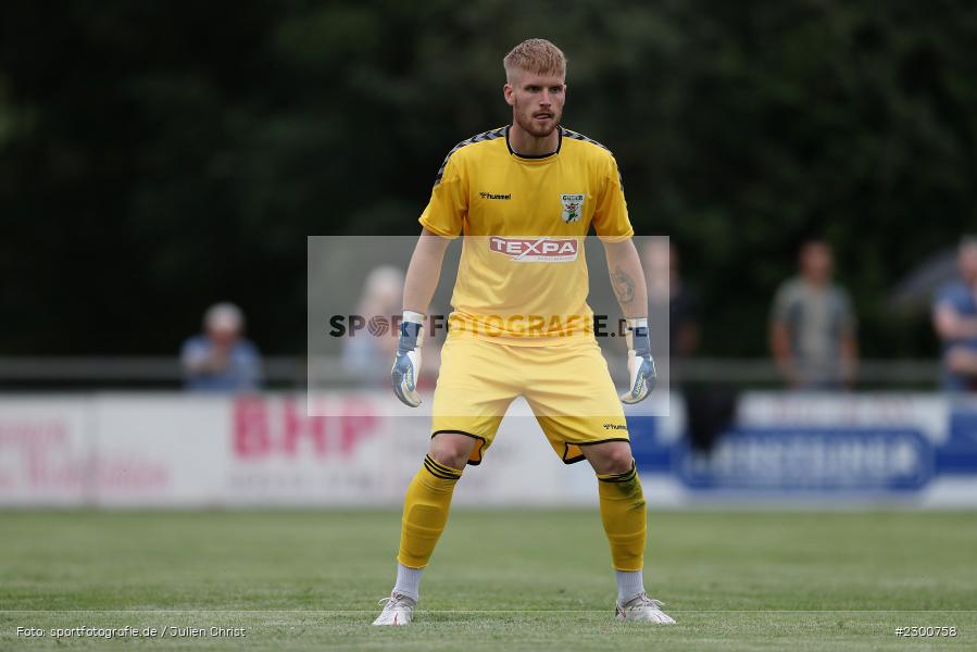 Torwart, Justin Reichert, Sportgelände, Karlburg, 27.07.2021, BFV, sport, action, Fussball, Deutschland, Juli 2021, Saison 2021/2022, Grabfeldgallier, TSV, Bayernliga Nord, TSV Großbardorf, TSV Karlburg - Bild-ID: 2300758