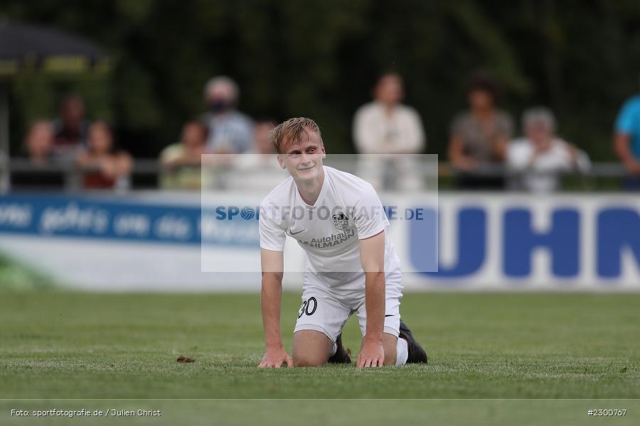 Hadern, Emotionen, Frust, Marco Kunzmann, Sportgelände, Karlburg, 27.07.2021, BFV, sport, action, Fussball, Deutschland, Juli 2021, Saison 2021/2022, Grabfeldgallier, TSV, Bayernliga Nord, TSV Großbardorf, TSV Karlburg - Bild-ID: 2300767