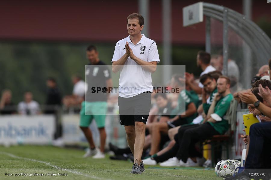 Hände, Arme, gestikuliert, Markus Köhler, Sportgelände, Karlburg, 27.07.2021, BFV, sport, action, Fussball, Deutschland, Juli 2021, Saison 2021/2022, Grabfeldgallier, TSV, Bayernliga Nord, TSV Großbardorf, TSV Karlburg - Bild-ID: 2300778 Hände, Arme, gestikuliert, Markus Köhler, Sportgelände, Karlburg, 27.07.2021, BFV, sport, action, Fussball, Deutschland, Juli 2021, Saison 2021/2022, Grabfeldgallier, TSV, Bayernliga Nord, TSV Großbardorf, TSV Karlburg - Bild-ID: 2300778