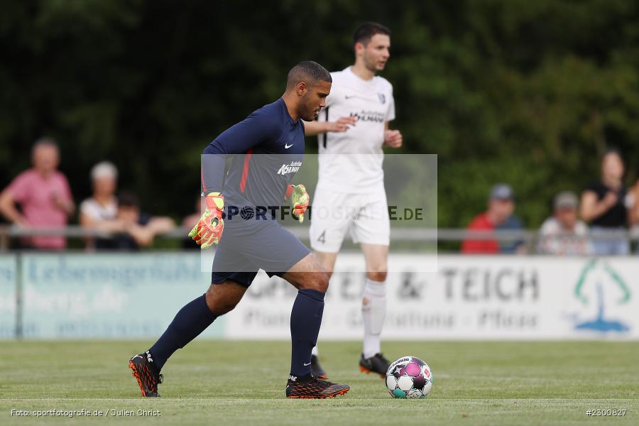 Marvin Fischer-Vallecilla, Sportgelände, Karlburg, 27.07.2021, BFV, sport, action, Fussball, Deutschland, Juli 2021, Saison 2021/2022, Grabfeldgallier, TSV, Bayernliga Nord, TSV Großbardorf, TSV Karlburg - Bild-ID: 2300827