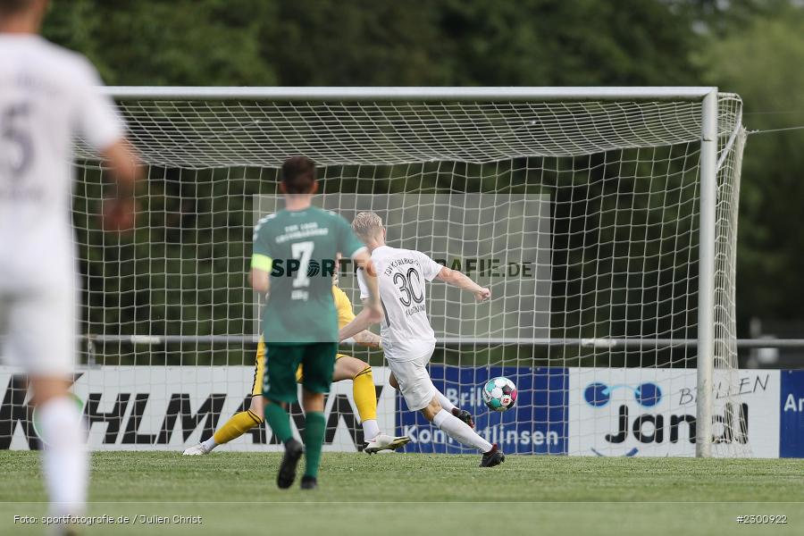 Tor, Marco Kunzmann, Sportgelände, Karlburg, 27.07.2021, BFV, sport, action, Fussball, Deutschland, Juli 2021, Saison 2021/2022, Grabfeldgallier, TSV, Bayernliga Nord, TSV Großbardorf, TSV Karlburg - Bild-ID: 2300922