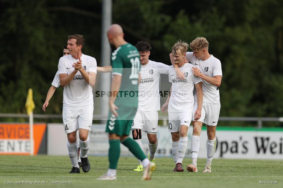 Torjubel, Marco Kunzmann, Sportgelände, Karlburg, 27.07.2021, BFV, sport, action, Fussball, Deutschland, Juli 2021, Saison 2021/2022, Grabfeldgallier, TSV, Bayernliga Nord, TSV Großbardorf, TSV Karlburg - Bild-ID: 2300928