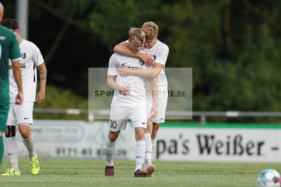 Torjubel, Adrian Winter, Marco Kunzmann, Sportgelände, Karlburg, 27.07.2021, BFV, sport, action, Fussball, Deutschland, Juli 2021, Saison 2021/2022, Grabfeldgallier, TSV, Bayernliga Nord, TSV Großbardorf, TSV Karlburg - Bild-ID: 2300930