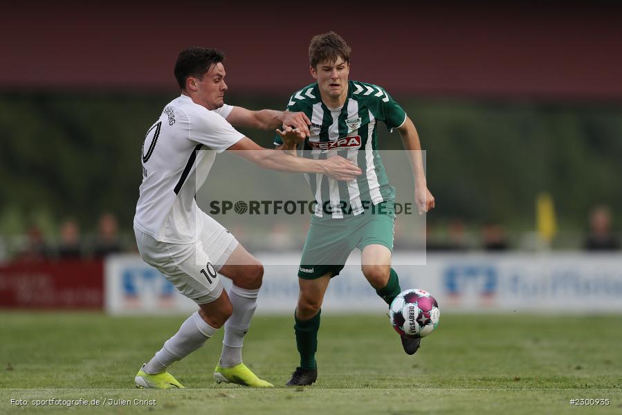 Diego Schwab, Jan Martin, Sportgelände, Karlburg, 27.07.2021, BFV, sport, action, Fussball, Deutschland, Juli 2021, Saison 2021/2022, Grabfeldgallier, TSV, Bayernliga Nord, TSV Großbardorf, TSV Karlburg - Bild-ID: 2300935