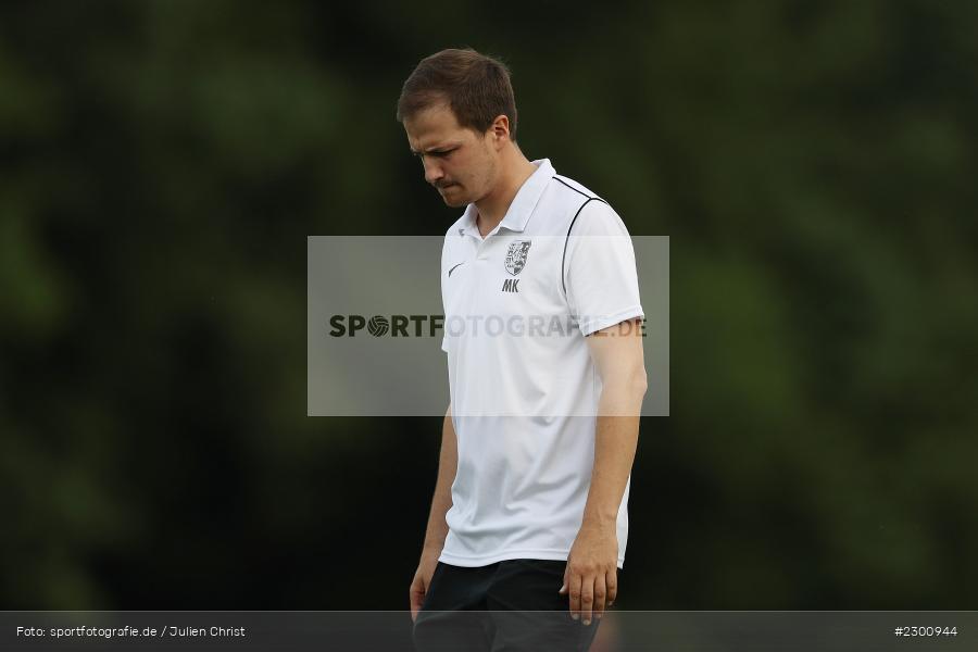 Trainer, Markus Köhler, Sportgelände, Karlburg, 27.07.2021, BFV, sport, action, Fussball, Deutschland, Juli 2021, Saison 2021/2022, Grabfeldgallier, TSV, Bayernliga Nord, TSV Großbardorf, TSV Karlburg - Bild-ID: 2300944