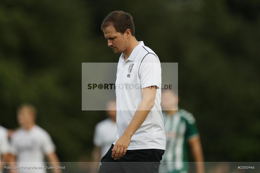 Trainer, Markus Köhler, Sportgelände, Karlburg, 27.07.2021, BFV, sport, action, Fussball, Deutschland, Juli 2021, Saison 2021/2022, Grabfeldgallier, TSV, Bayernliga Nord, TSV Großbardorf, TSV Karlburg - Bild-ID: 2300946