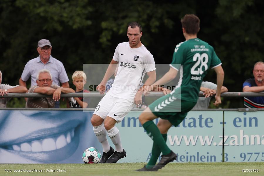 Maurice Kübert, Sportgelände, Karlburg, 27.07.2021, BFV, sport, action, Fussball, Deutschland, Juli 2021, Saison 2021/2022, Grabfeldgallier, TSV, Bayernliga Nord, TSV Großbardorf, TSV Karlburg - Bild-ID: 2300953 Maurice Kübert, Sportgelände, Karlburg, 27.07.2021, BFV, sport, action, Fussball, Deutschland, Juli 2021, Saison 2021/2022, Grabfeldgallier, TSV, Bayernliga Nord, TSV Großbardorf, TSV Karlburg - Bild-ID: 2300953