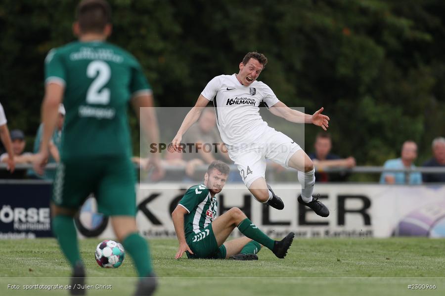 Lukas Illig, Sebastian Fries, Sportgelände, Karlburg, 27.07.2021, BFV, sport, action, Fussball, Deutschland, Juli 2021, Saison 2021/2022, Grabfeldgallier, TSV, Bayernliga Nord, TSV Großbardorf, TSV Karlburg - Bild-ID: 2300966
