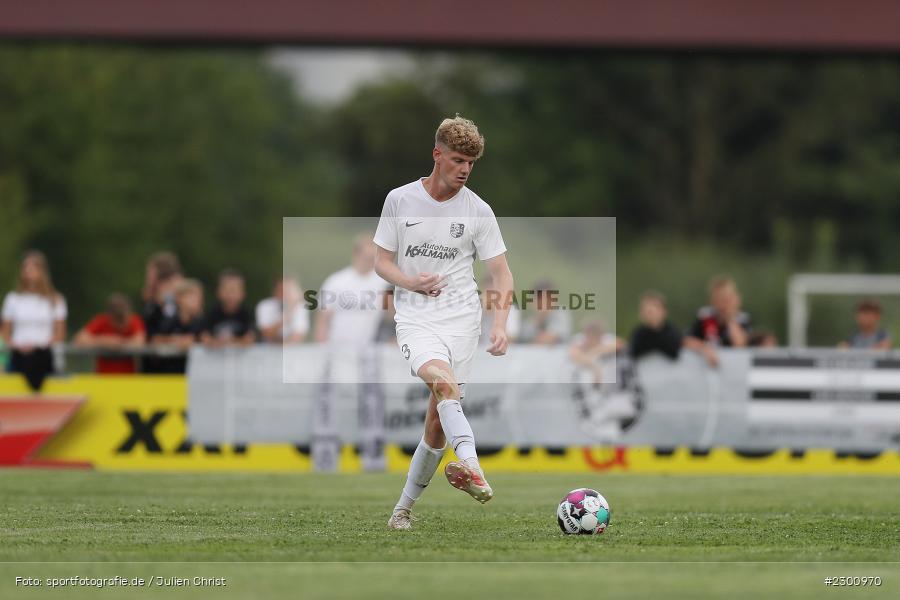 Adrian Winter, Sportgelände, Karlburg, 27.07.2021, BFV, sport, action, Fussball, Deutschland, Juli 2021, Saison 2021/2022, Grabfeldgallier, TSV, Bayernliga Nord, TSV Großbardorf, TSV Karlburg - Bild-ID: 2300970