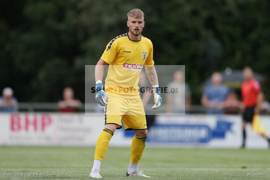 Justin Reichert, Sportgelände, Karlburg, 27.07.2021, BFV, sport, action, Fussball, Deutschland, Juli 2021, Saison 2021/2022, Grabfeldgallier, TSV, Bayernliga Nord, TSV Großbardorf, TSV Karlburg - Bild-ID: 2300982
